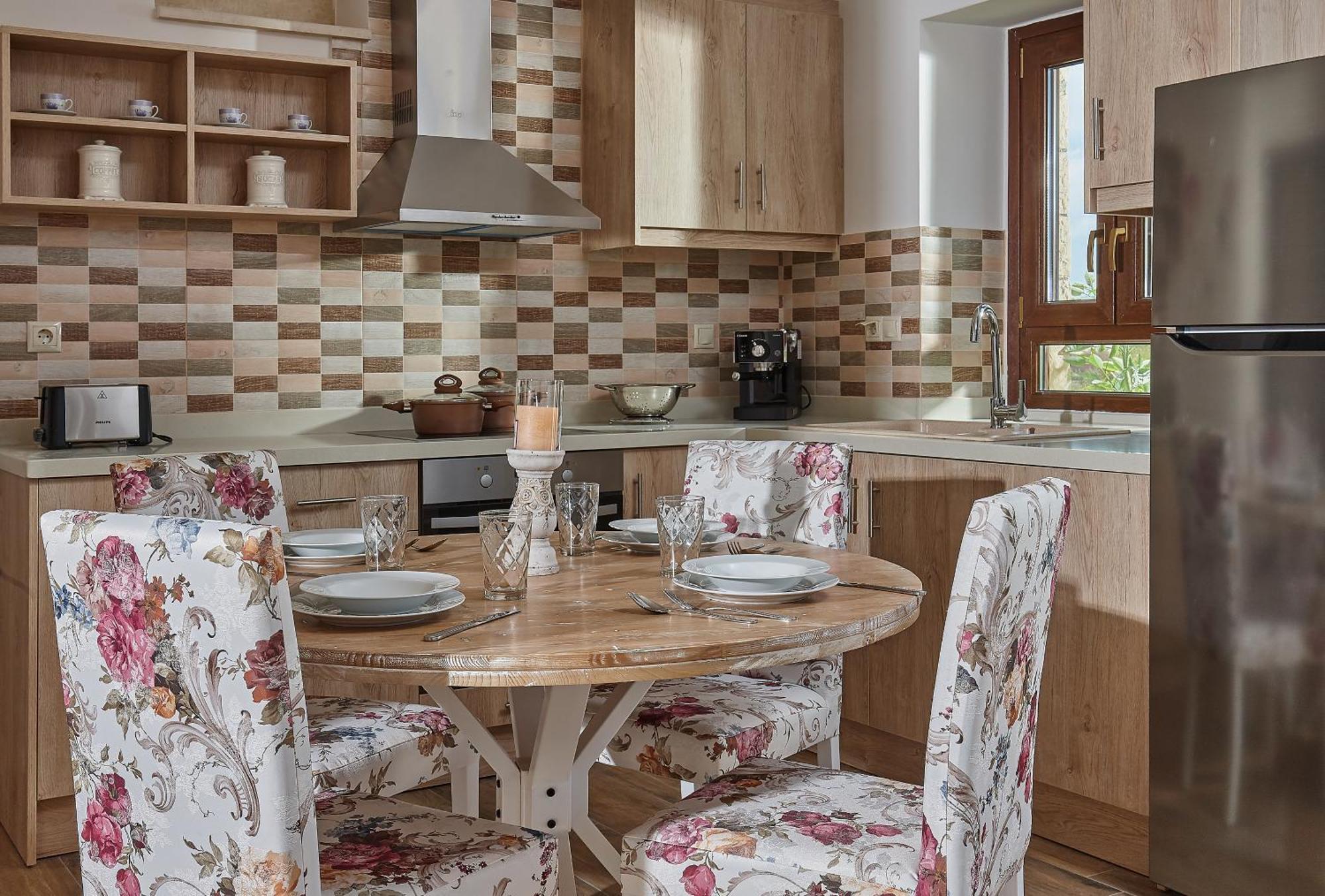 Orelia Cretan Deluxe Apartments กามิลารี ภายนอก รูปภาพ