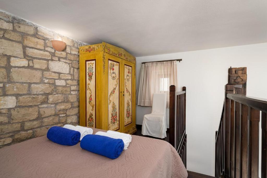 Orelia Cretan Deluxe Apartments กามิลารี ภายนอก รูปภาพ