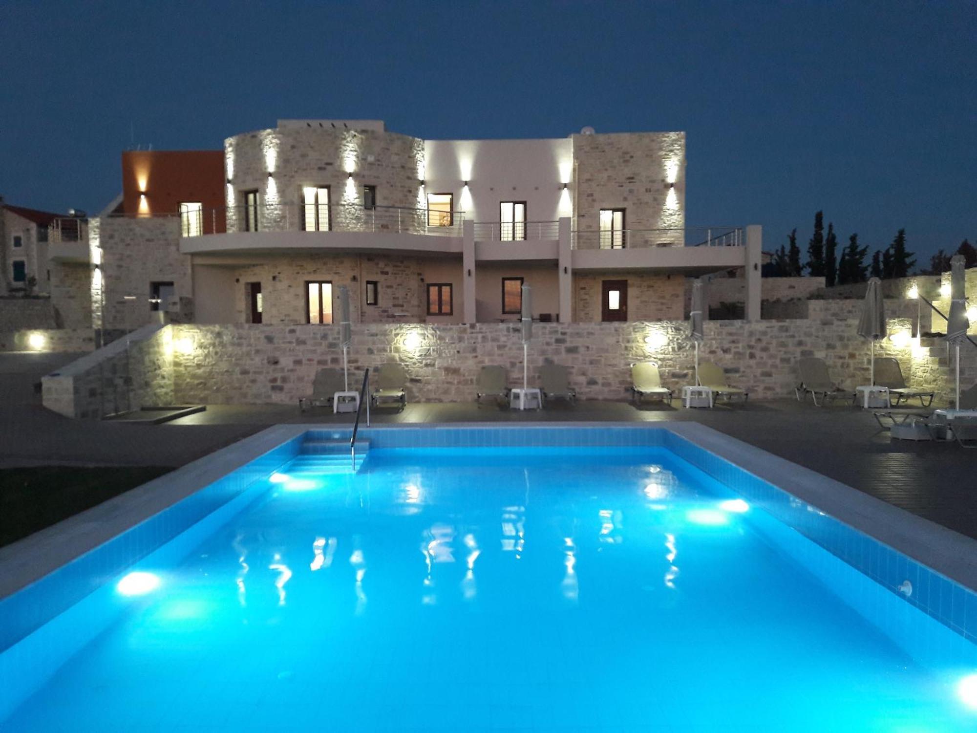 Orelia Cretan Deluxe Apartments กามิลารี ภายนอก รูปภาพ