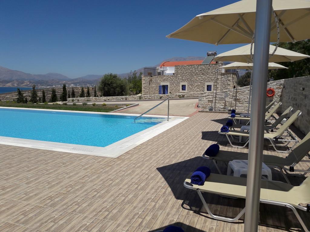 Orelia Cretan Deluxe Apartments กามิลารี ภายนอก รูปภาพ