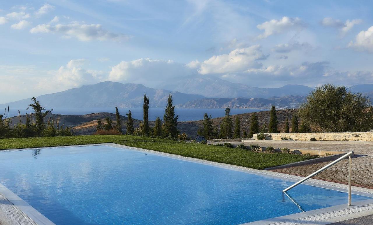 Orelia Cretan Deluxe Apartments กามิลารี ภายนอก รูปภาพ